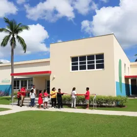 início das aulas na nova escola municipal do Jardim Tatuapé